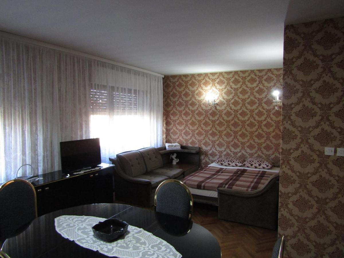 Apartman Milena Kladovo Exterior foto